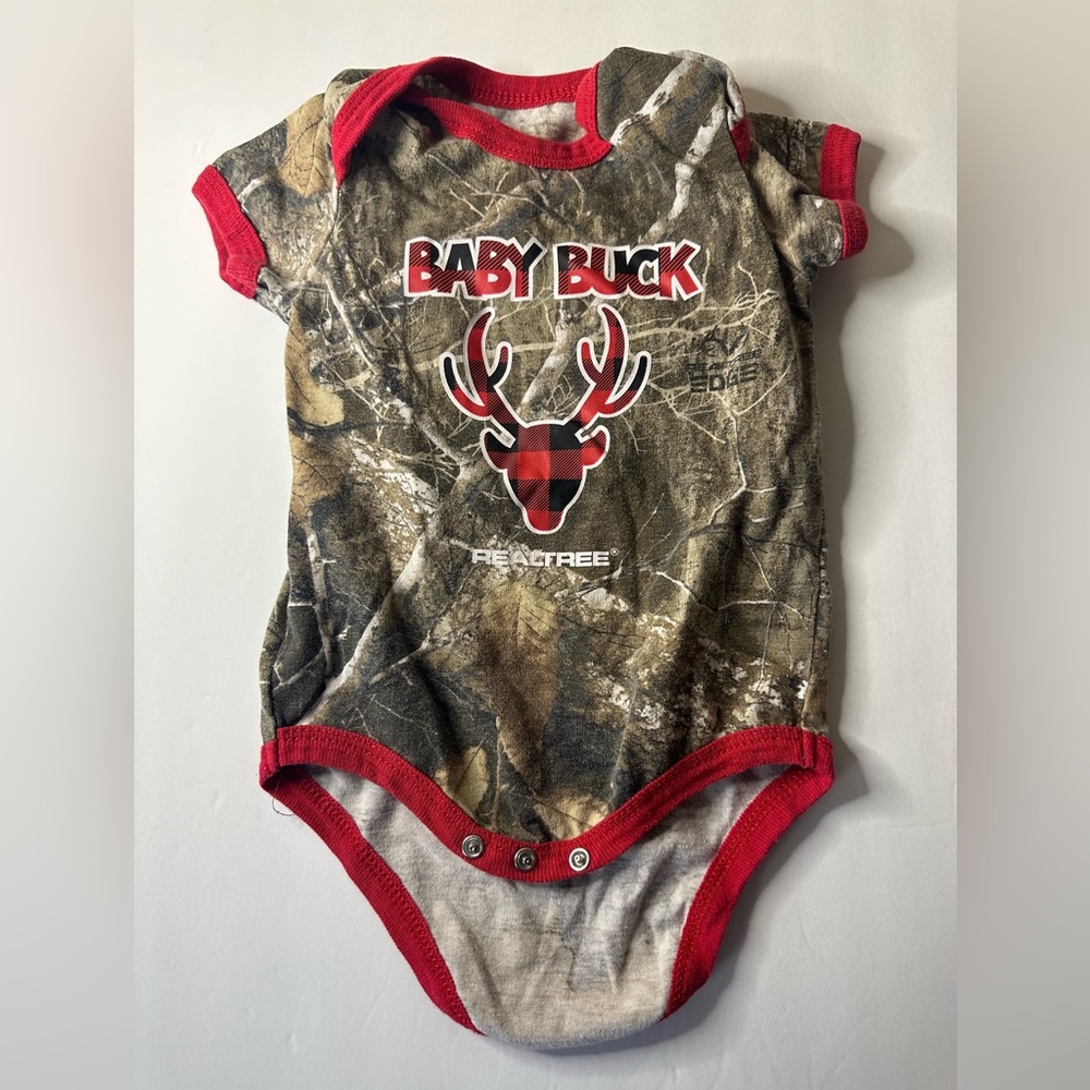 Realtree, onesie, “Baby Buck”, camo